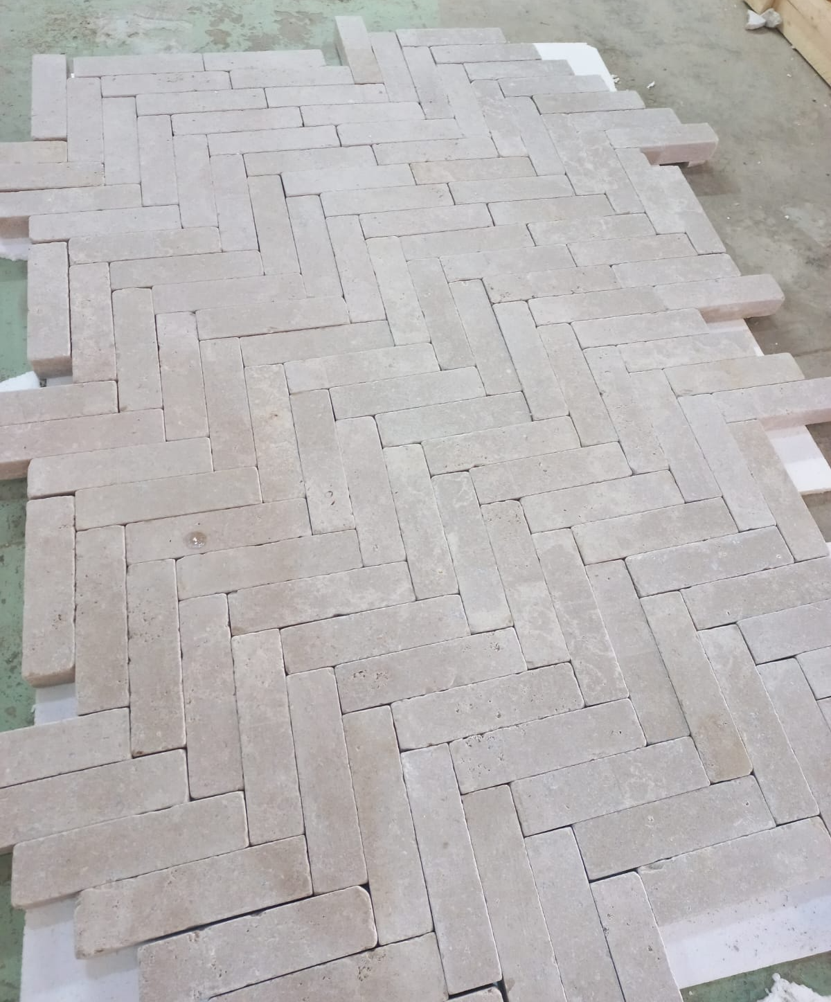 Dijon Sinai Pearl Honed & Tumbled Cobbles 200x50x40mm (Price From: £43.00/m2) - Image 5